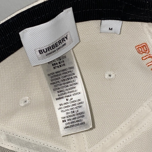 Burberry Mythical Alphabet "B" Faun Cap Off-White - Picture 7 of 8